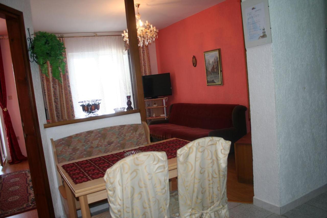 Apartmani Jankov Krk Town Eksteriør billede